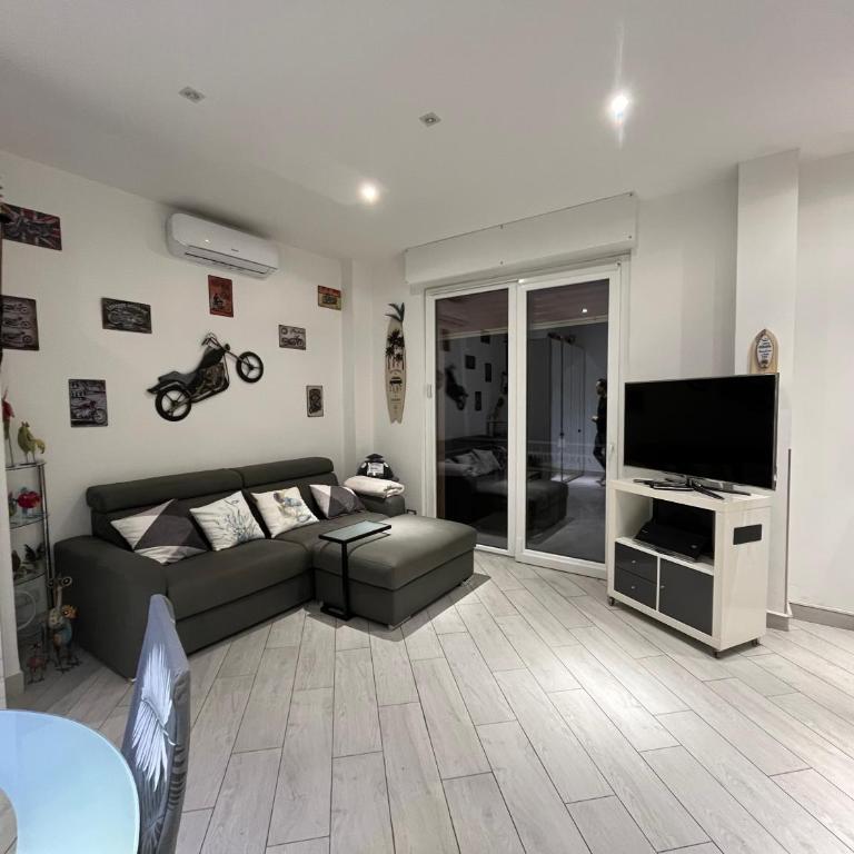 Casa di Amos con parcheggio privato - Appartamento con Vista Piscina - 18