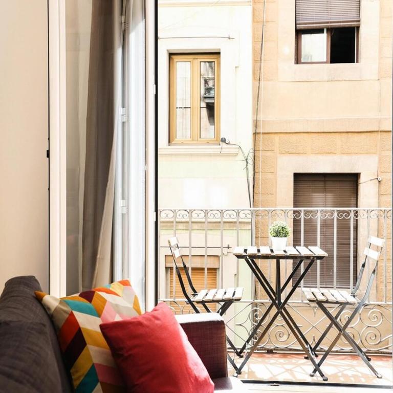 La Rambla - Catalonia Square Apt 4BD-2BTH - Apartment - 47