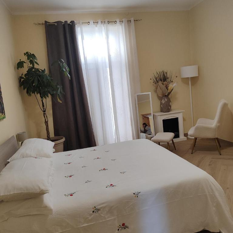 Family's Affairs - Apartment - Ground Floor - 23