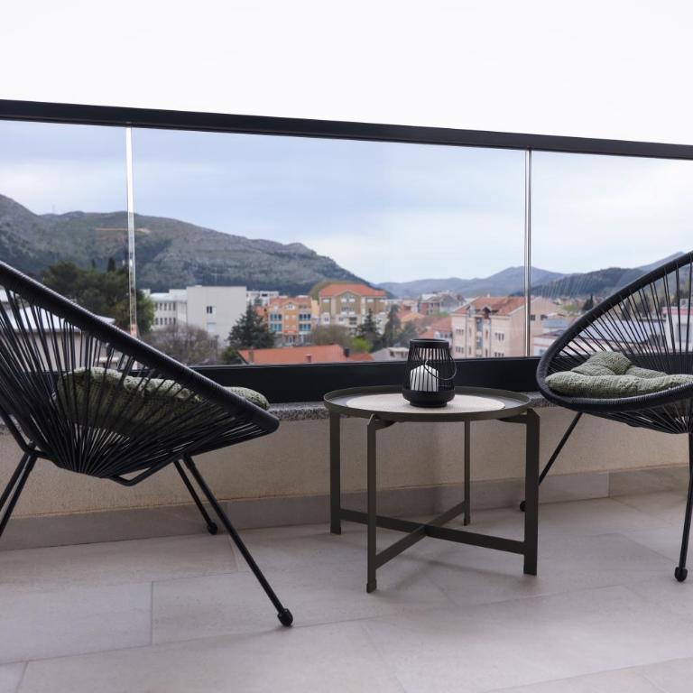 Central Rooftop Apartment - One-Bedroom Apartment - 4