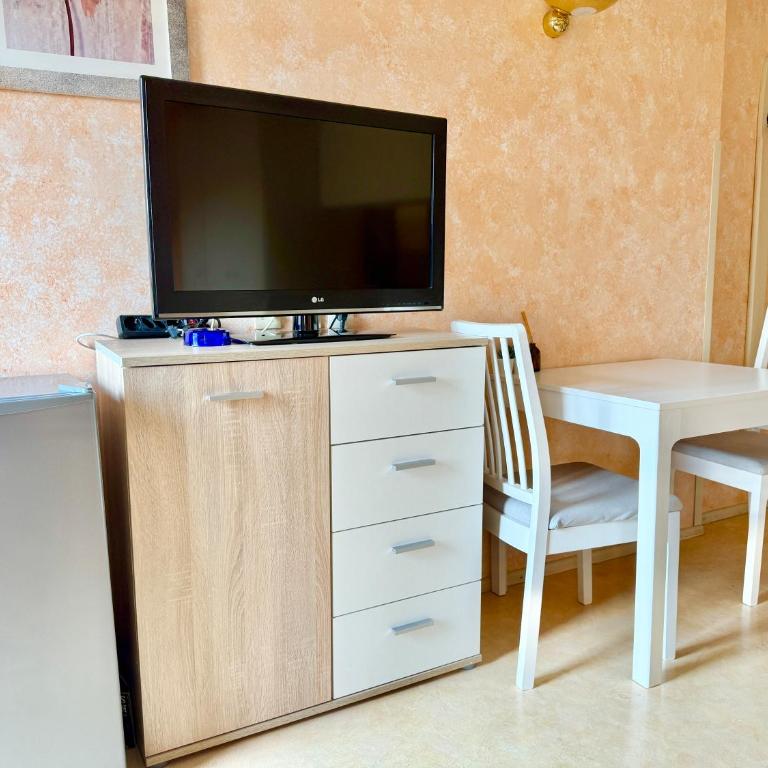 Apartmenthotel Karawankenblick - Free Parking - Apartment mit Seeblick - 13
