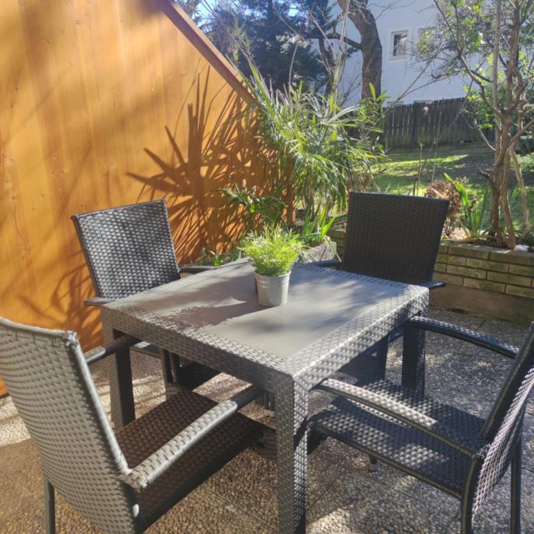 Lovely Apartment with pool and garden - Estudio con terraza - 4