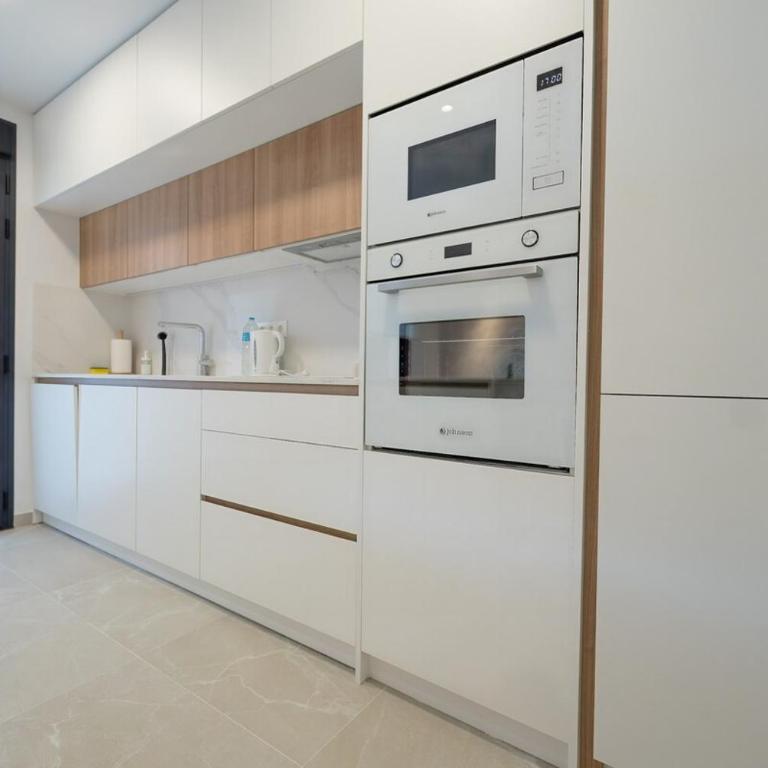 YourSpain Apartment S221B - Three-Bedroom Apartment with Balcony - 12