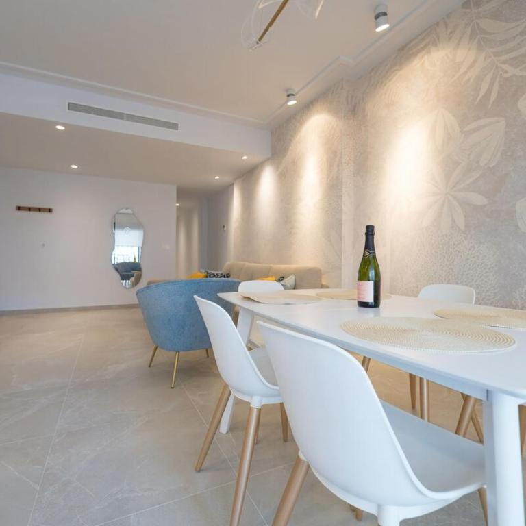 YourSpain Apartment S221B - Three-Bedroom Apartment with Balcony - 9