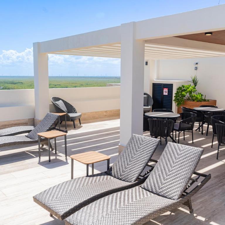 Distrito Morelos by Andiani Travel - Two-Bedroom Deluxe Apartment with Ocean View - 28