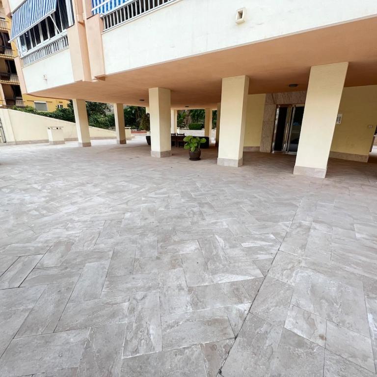 Bajondillo Sun - Apartamento de 2 dormitorios con terraza y vistas al mar - 4