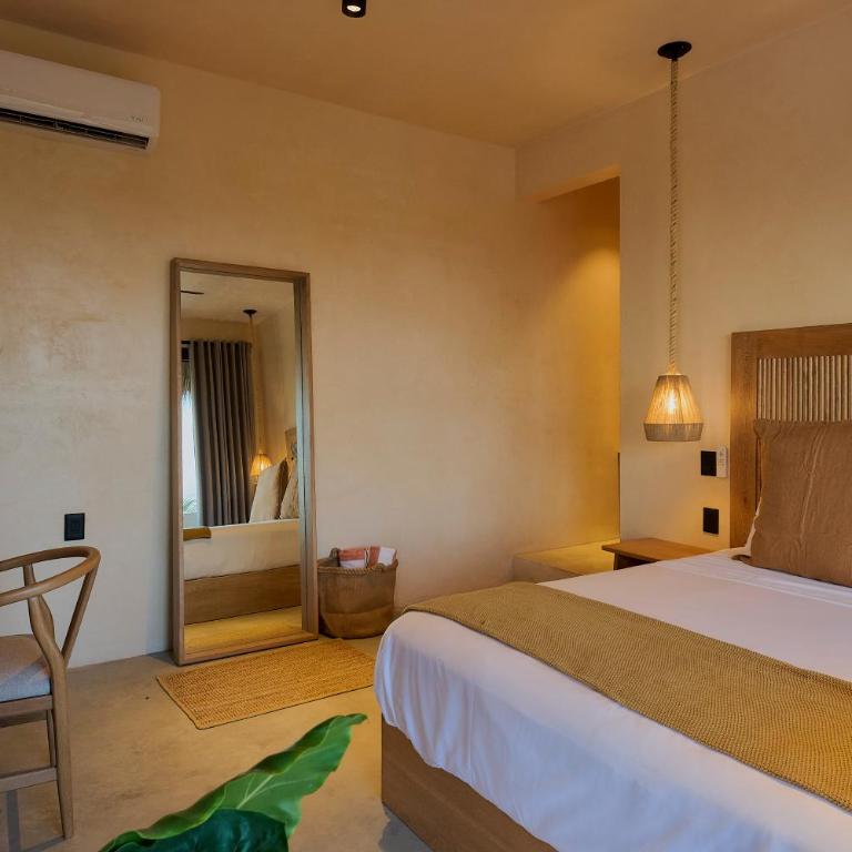 Casa Cambria - Suite - 3