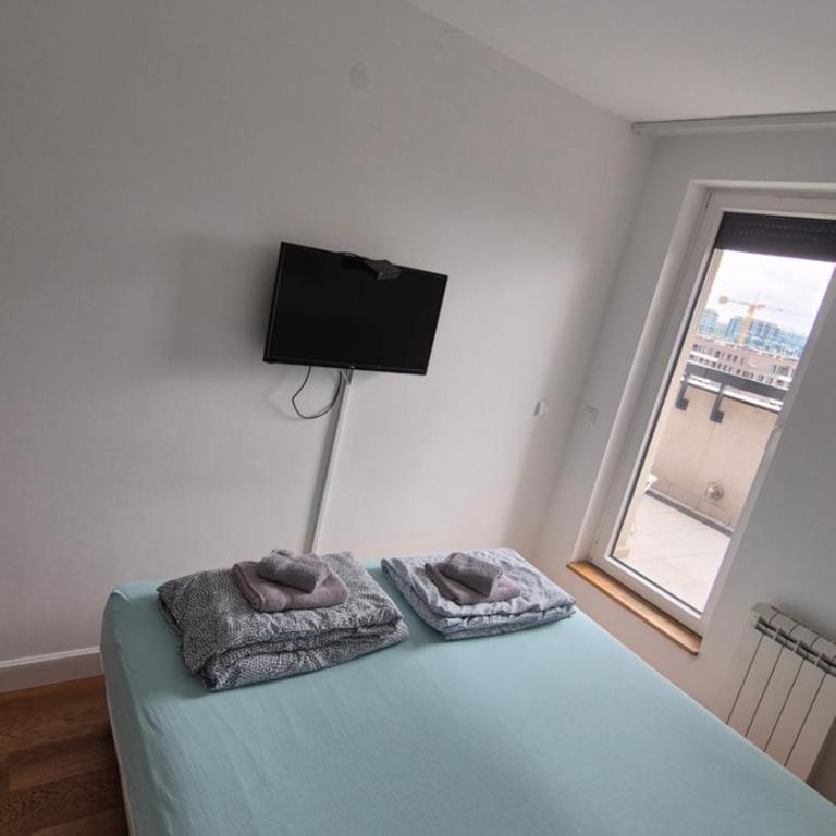 Skyline - Two-Bedroom Apartment - 13