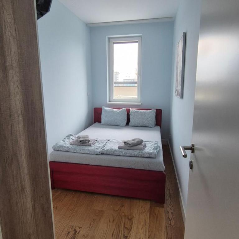 Skyline - Two-Bedroom Apartment - 12