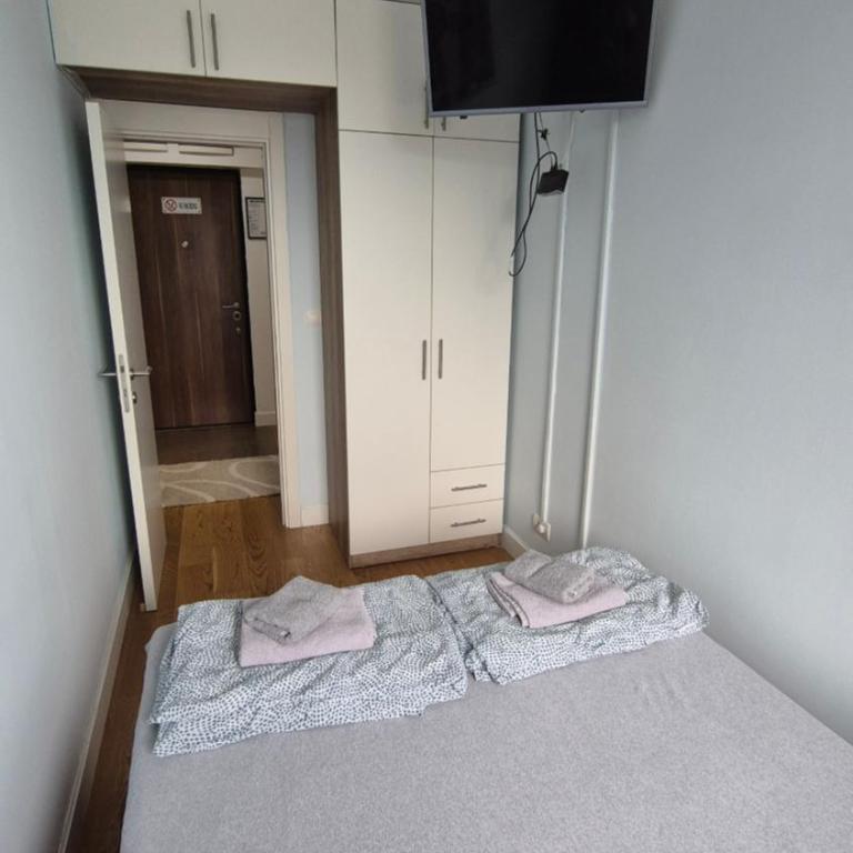 Skyline - Two-Bedroom Apartment - 11