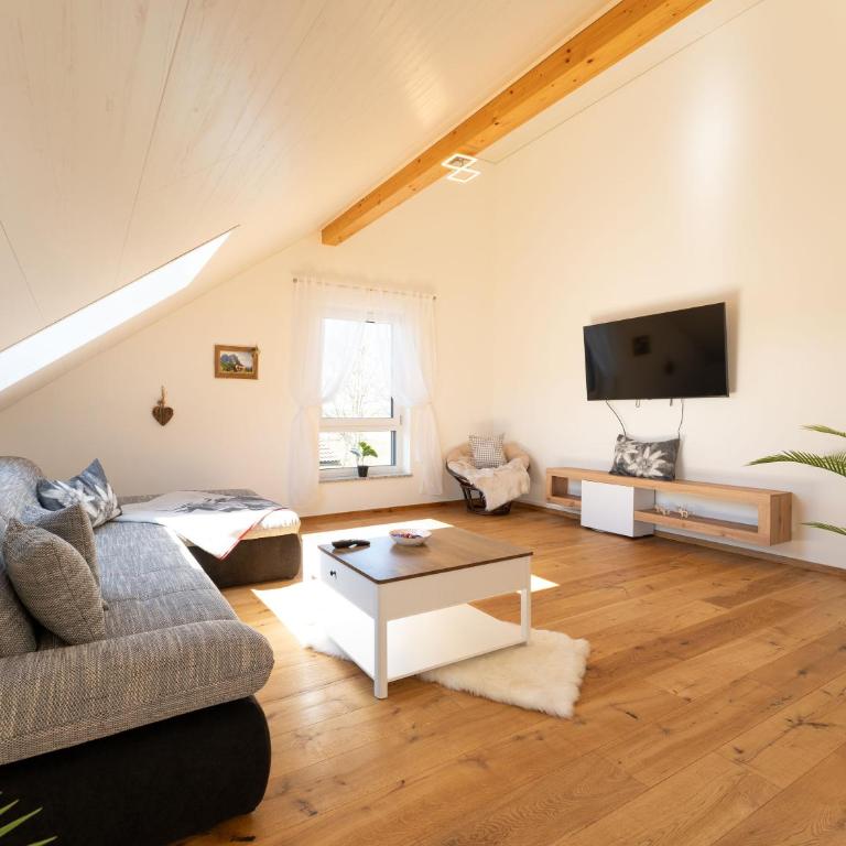 Ferienwohnung Anemone - 4 Zimmer mit Bergblick & Alpenflair - Apartment mit 3 Schlafzimmern und Balkon - 17