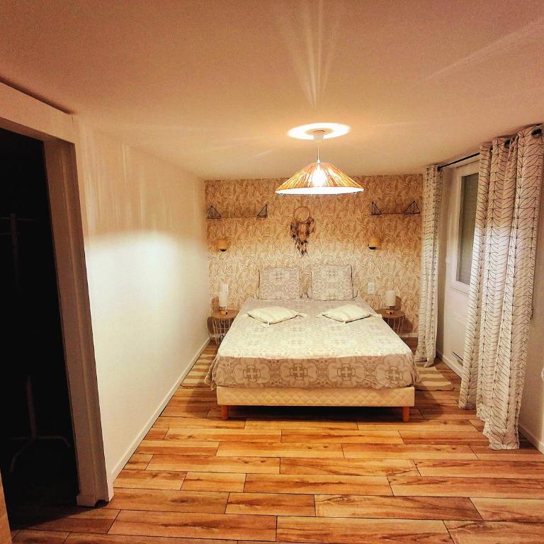 Le 421, Maison d'hôtes Jacuzzi entre amis,famille - Villa - 10