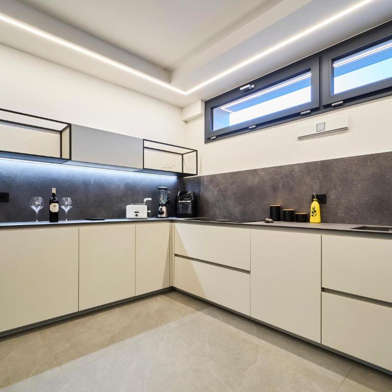 Monza Design Villa by GIOs Private Pool - Villa mit 3 Schlafzimmern - 9