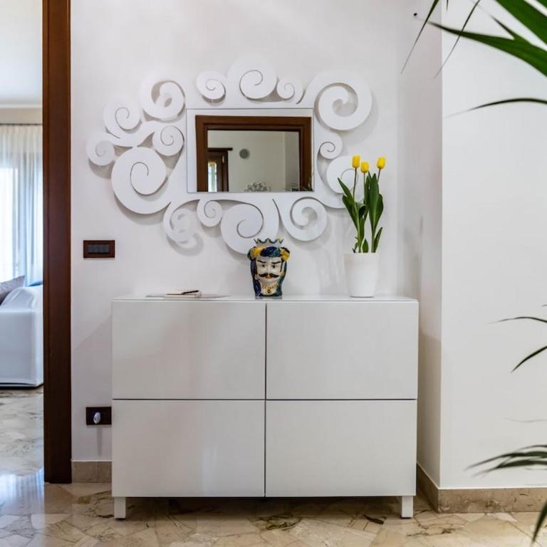 CasaPlat - City Center - Two-Bedroom Apartment - 13