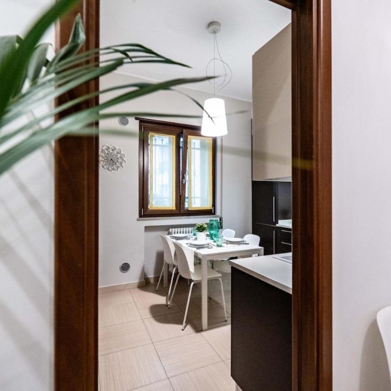 CasaPlat - City Center - Two-Bedroom Apartment - 31