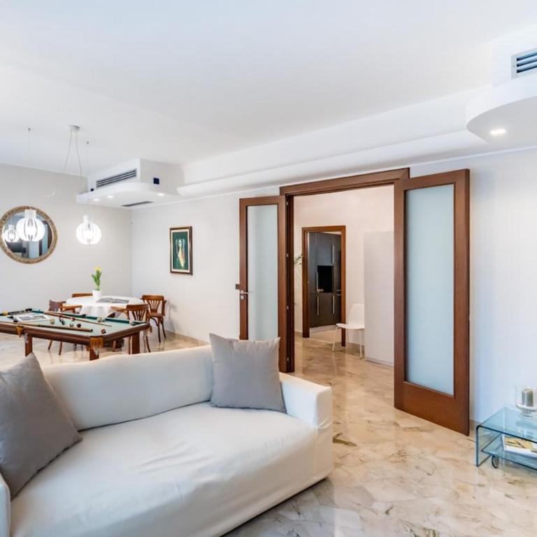 CasaPlat - City Center - Two-Bedroom Apartment - 12