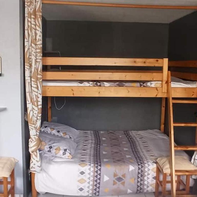 Studio Allemont ALPE D'HUEZ gd domaine tt equipe - Appartement 1 Chambre - 8