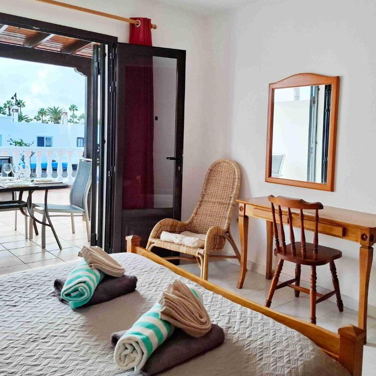 Villas with private pools - Just 7 min walk from beach, bars & dining - Villa con piscina privada - 4