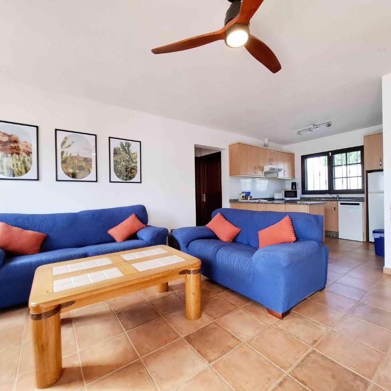 Villas with private pools - Just 7 min walk from beach, bars & dining - Villa con piscina privada - 9