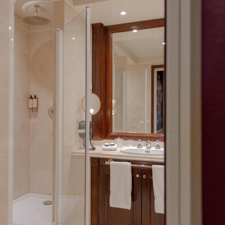 Hôtel Napoleon Paris - Suite Junior - 4