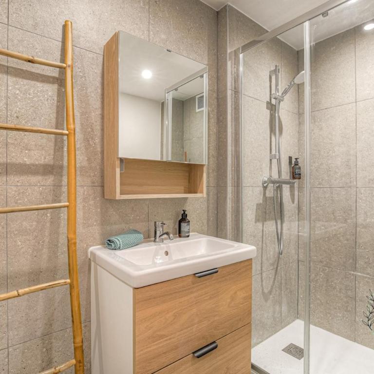 La Loge du Gardien - T2 Proche Fourvière - Appartement 1 Chambre - 30