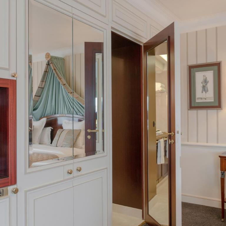 Hôtel Napoleon Paris - Suite Junior Avenue - 7