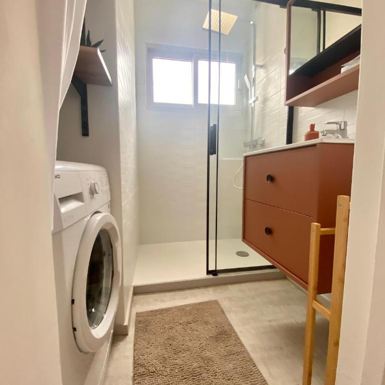 LE BOUCANET - APPARTEMENT CLIMATISÉ ENTIEREMENT RÉNOVÉ POUR 4 PERSONNES AVEC PARKING PRIVATIF - Apartment - 4