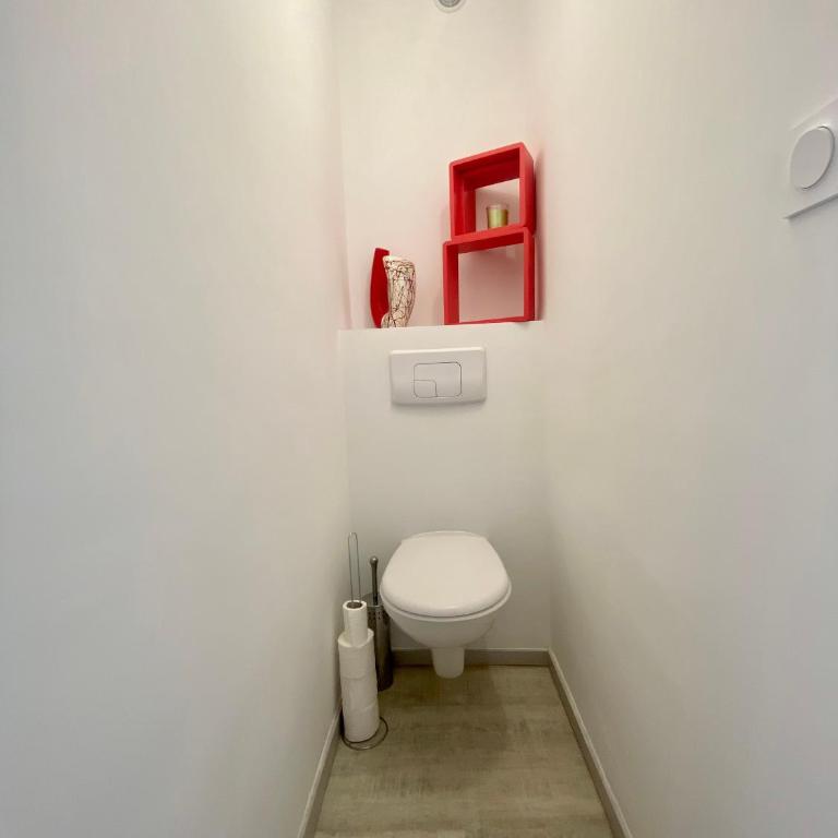 LE BOUCANET - APPARTEMENT CLIMATISÉ ENTIEREMENT RÉNOVÉ POUR 4 PERSONNES AVEC PARKING PRIVATIF - Apartment - 6