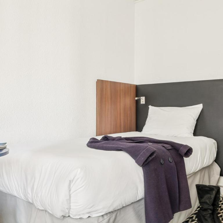 ibis Styles Paris République Le Marais - Chambre Simple Standard - 7