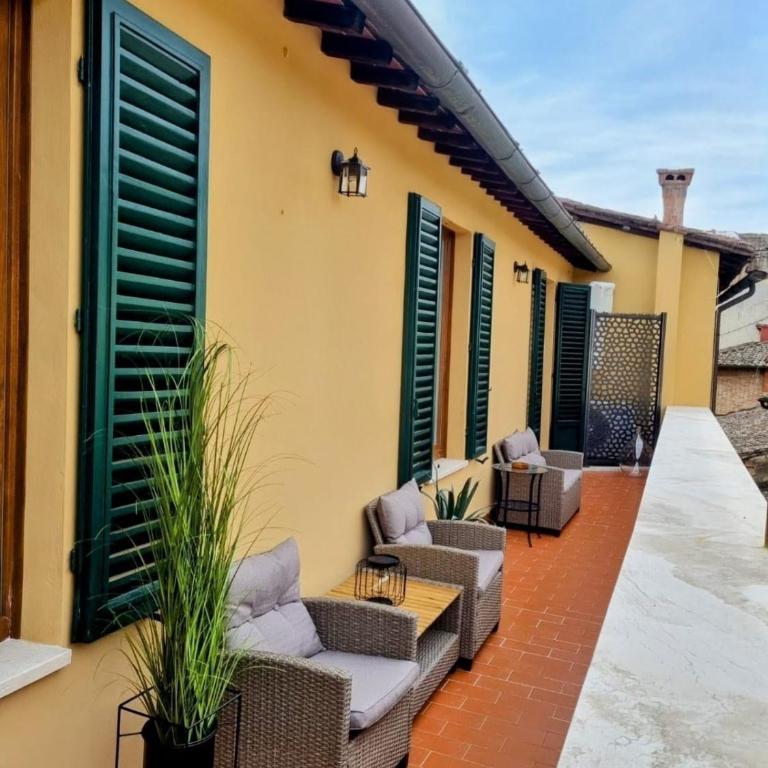 Loggia Senensis - Appartamento Premium con 3 Camere da Letto e Balcone - 9