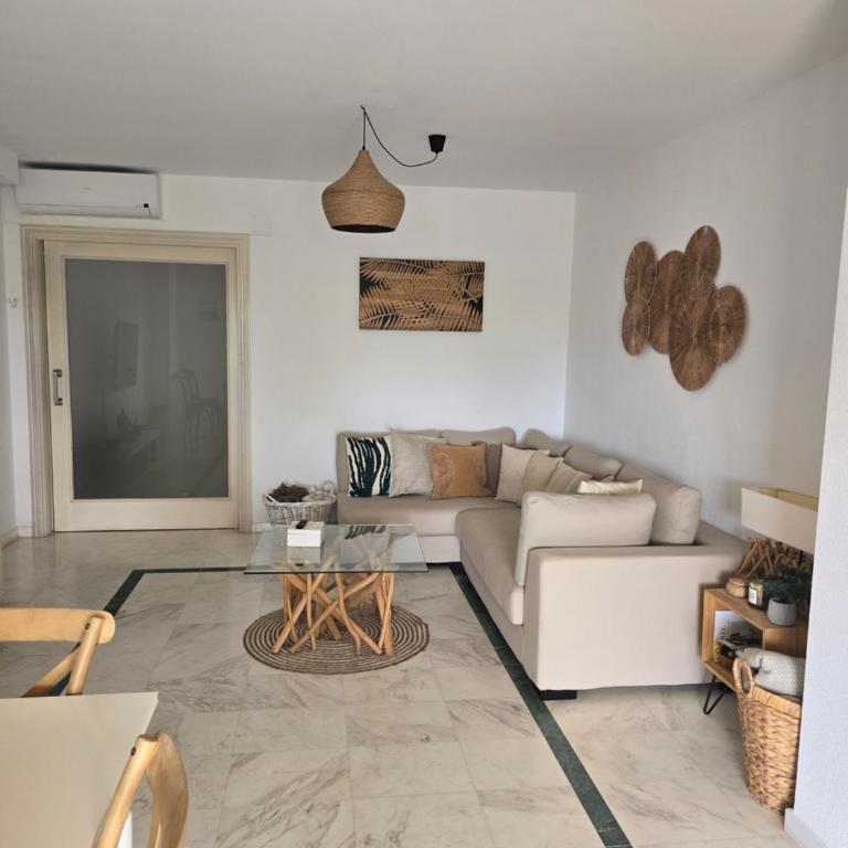 SonCaliu Mallorca - Four-Bedroom Apartment with Balcony - 10