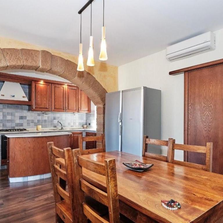 Dimora Letizia - Appartamento con Balcone - 7
