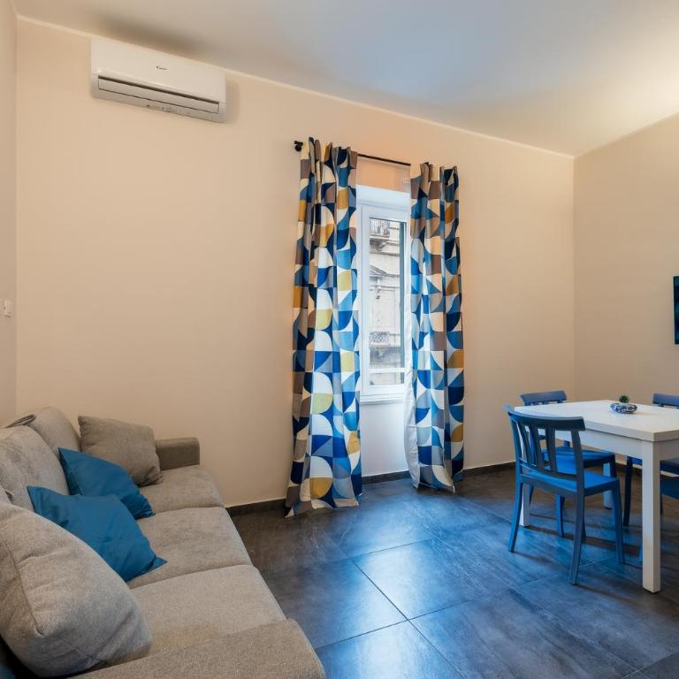 Palazzo Falcone Apartments - Appartamento Superior - 14