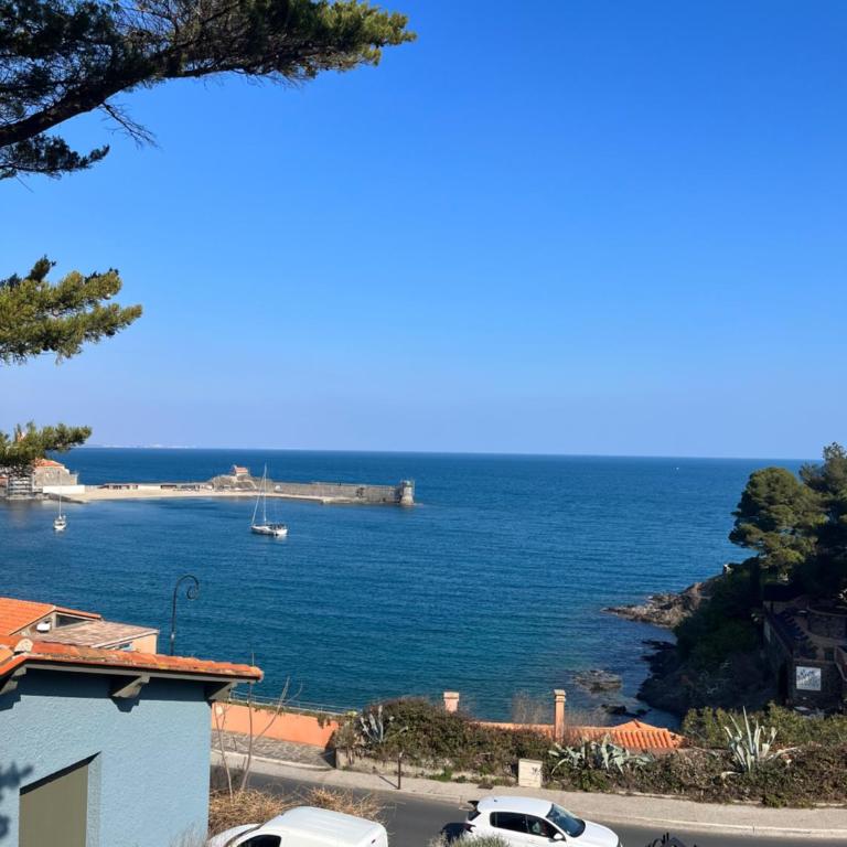 Hotel Le Bon Port - Double Room with Sea View - 140cm Double Bed - 1