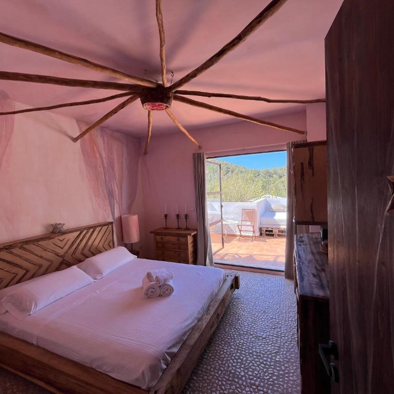 Boutique Hostal La Curandera de Salinas - Habitación Doble Superior con una terraza grande - 6
