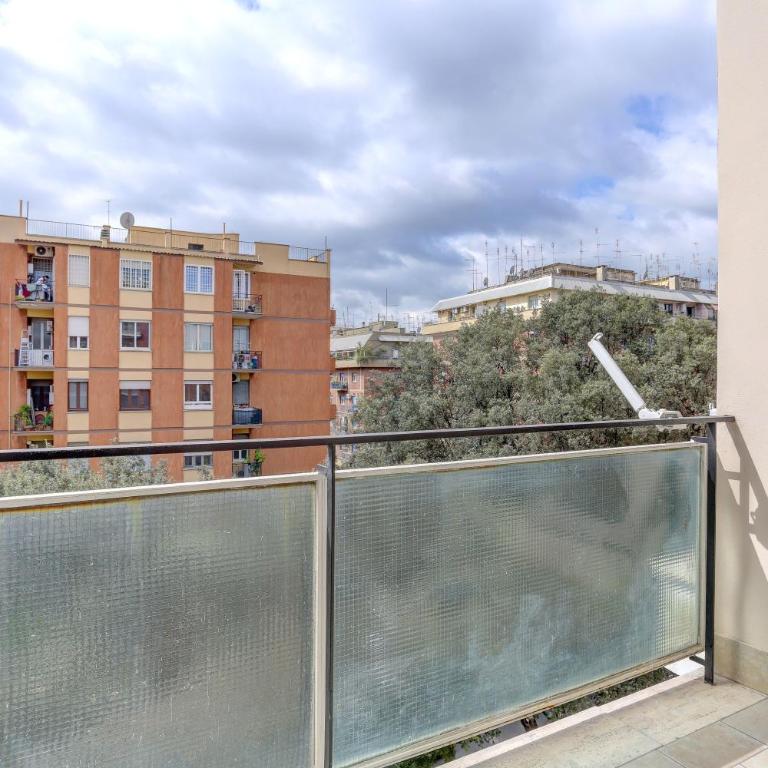 Marconi APT per Famiglie - 20 Min dal centro - Appartamento con 2 Camere da Letto - 27