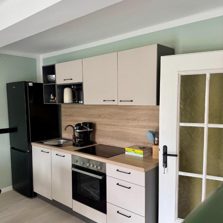 LIVA LIVING, Lifestyle Ferienwohnung mit Berg- & Seeblick - Appartamento con 2 Camere da Letto e Vista Lago - 4