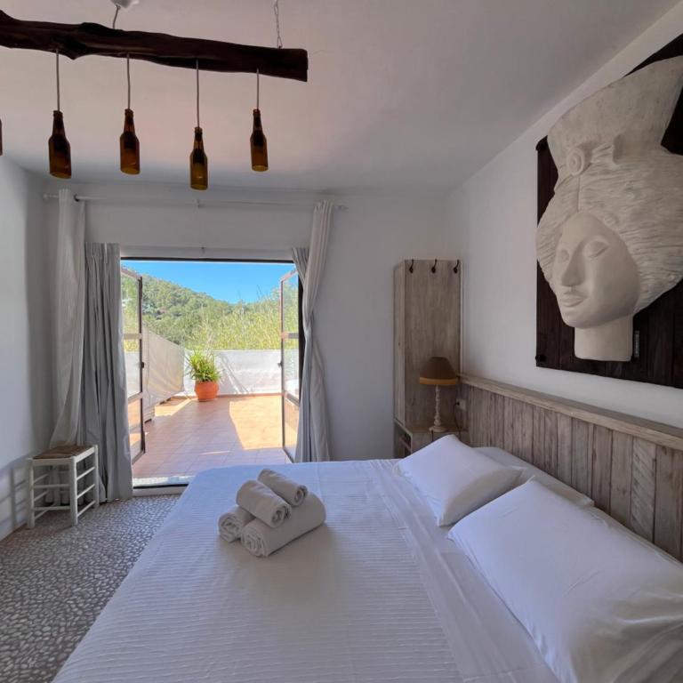 Boutique Hostal La Curandera de Salinas - Habitación Doble Superior con una terraza grande - 1