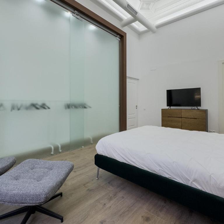 Precioso apartamento en Rambla Cataluña 35 - Three-Bedroom Apartment - 9