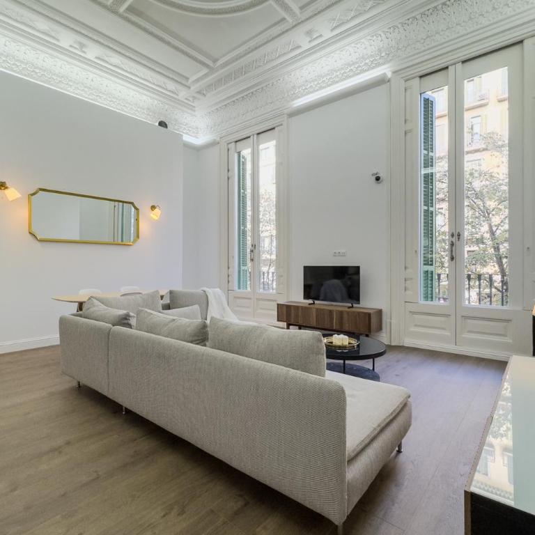 Precioso apartamento en Rambla Cataluña 35 - Three-Bedroom Apartment - 12