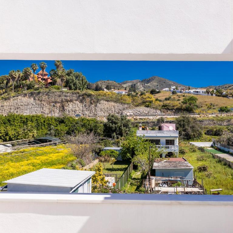 House Beach Park - Three-Bedroom Apartment - 24