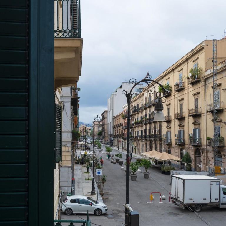 Palazzo Falcone Apartments - Appartamento Superior - 20