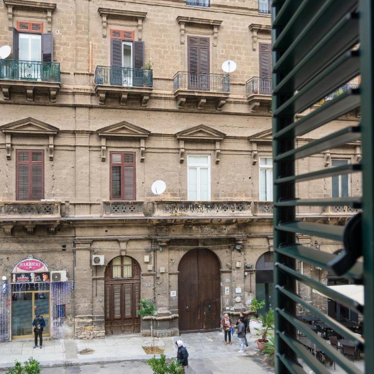 Palazzo Falcone Apartments - Appartamento Superior - 36
