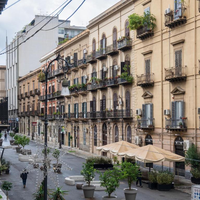 Palazzo Falcone Apartments - Appartamento Superior - 45