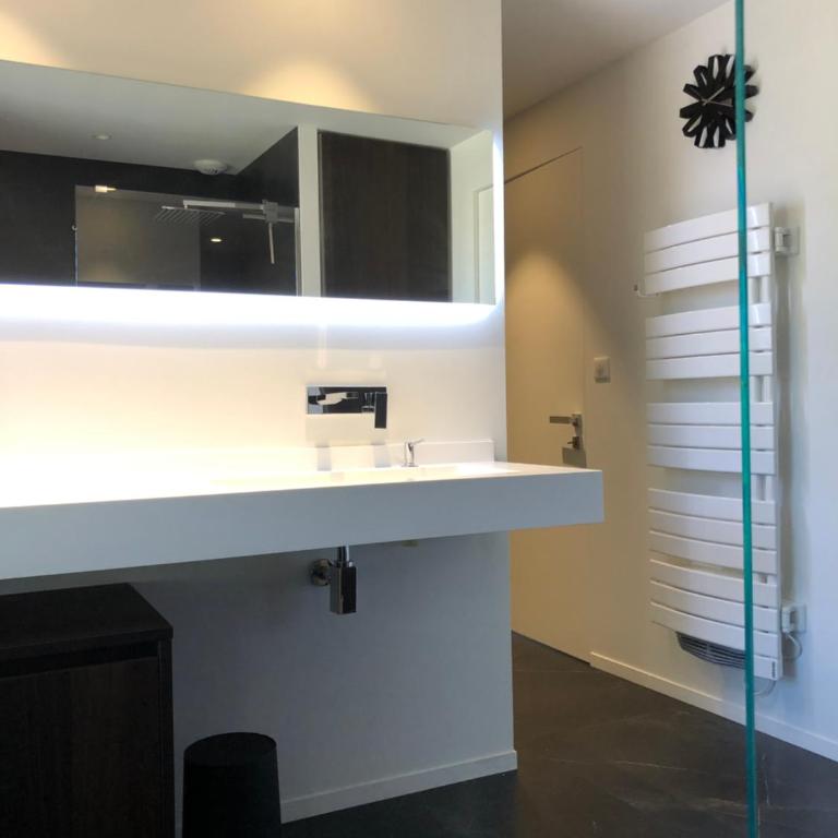 LA VILLA KORLEA AVEC PISCINE AIX LES BAINS - Maison 3 Chambres - 35