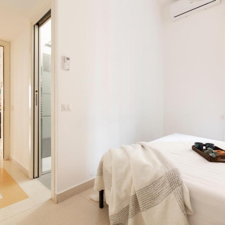 The Best Rent - Sunny three-bedroom apartment near Ottaviano metro stop - Apartment mit 3 Schlafzimmern - 11