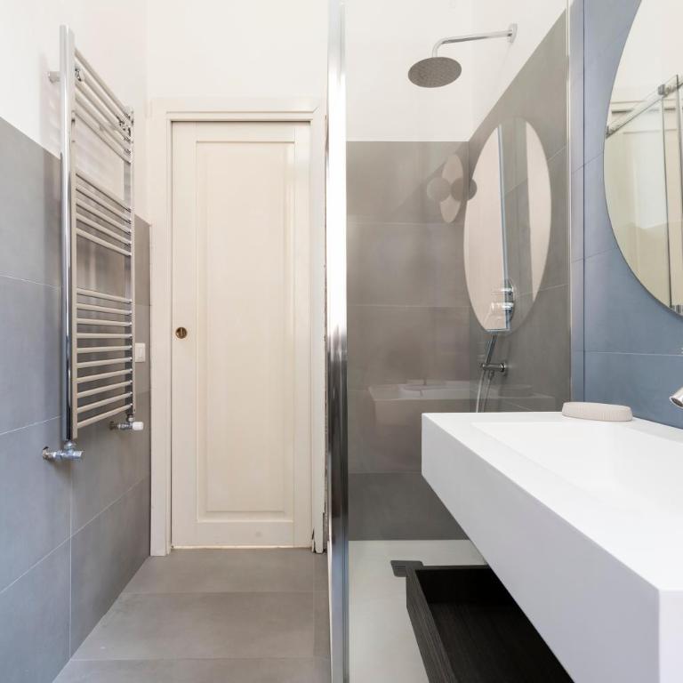 The Best Rent - Sunny three-bedroom apartment near Ottaviano metro stop - Apartment mit 3 Schlafzimmern - 14
