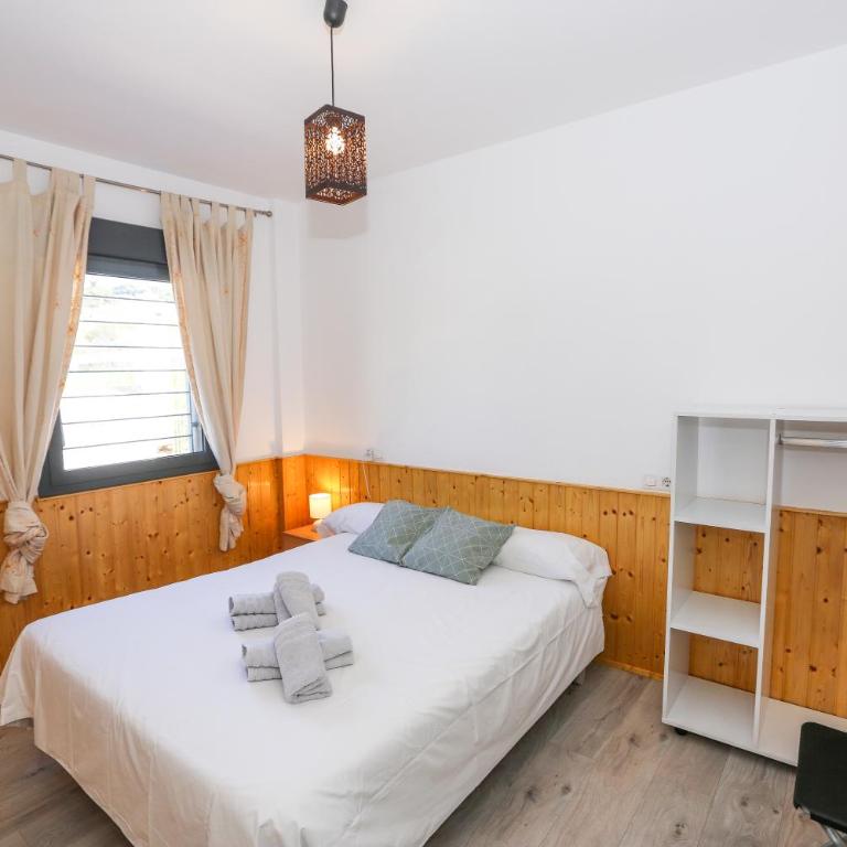 House Beach Park - Three-Bedroom Apartment - 9