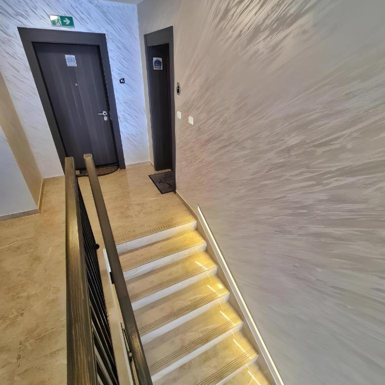 OPERA LUX APARTMENTS Green Hill - Relax & Free Parking - Deluks Apartman - 25