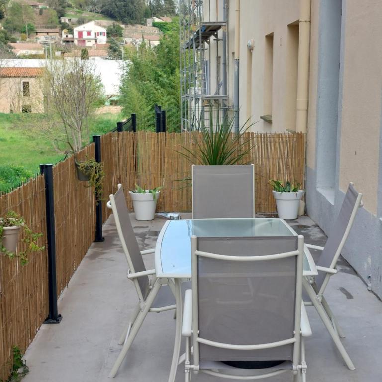 A l'aube des bains appartement T3, pmr, avec wifi,terrasse et parking - Appartement 2 Chambres avec Terrasse - 7